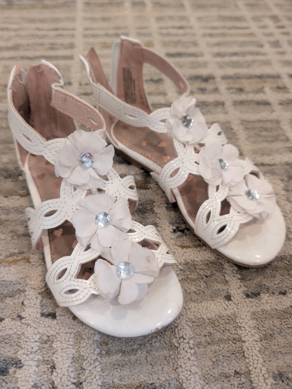 JUMPING BEANS Girls White Floral Dressy Strappy Sandals Size 9